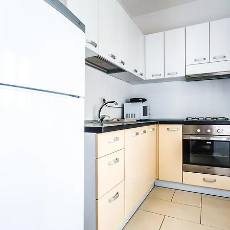 Alba Iulia Square11 Apartamento Bucareste